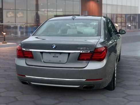 Used 2013 BMW 750Li RWD image 9