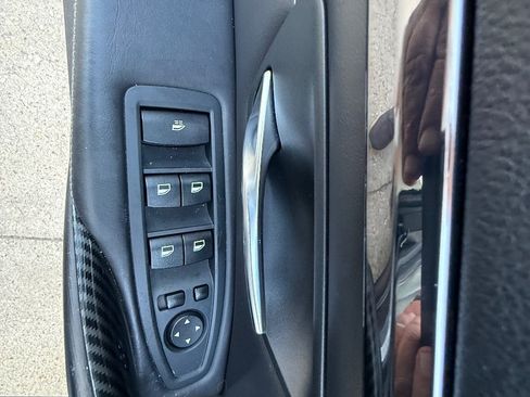 Used 2015 BMW M4 Convertible RWD image 20