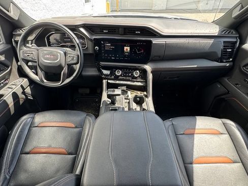 Used 2024 GMC Sierra 1500 AT4 w/ AT4 Premium Package AWD/4WD image 15