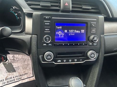 Used 2020 Honda Civic LX image 12