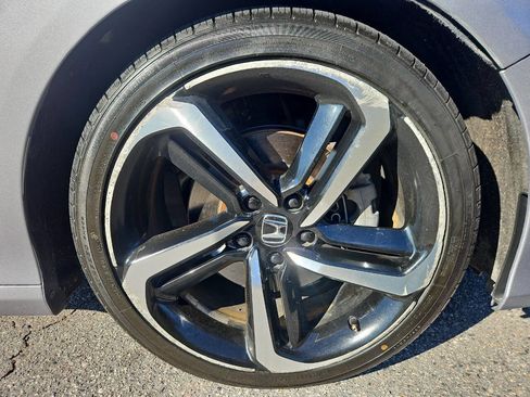 Used 2018 Honda Accord Sport image 26