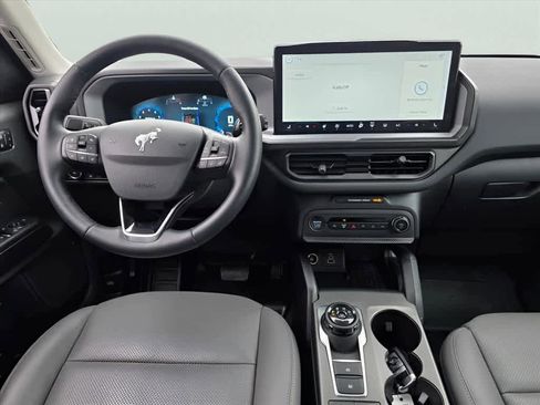 Used 2025 Ford Bronco Sport Badlands image 16