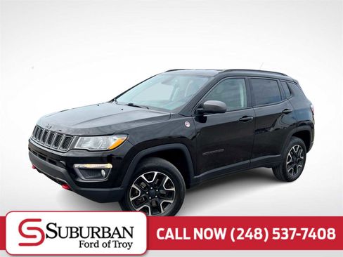 Used 2020 Jeep Compass Trailhawk image 1