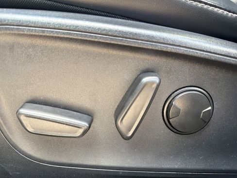 Used 2024 Ford Escape Platinum image 20