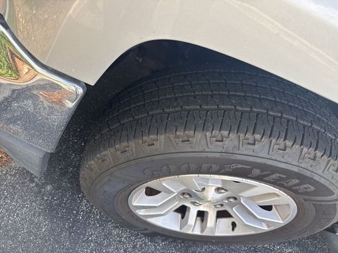 Used 2017 Chevrolet Silverado 1500 LT w/ All Star Edition image 13