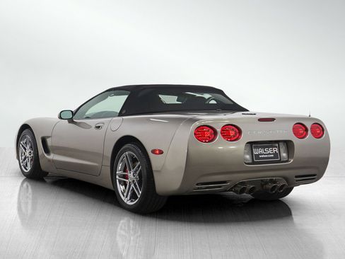 Used 1999 Chevrolet Corvette Convertible w/ Memory Pkg image 3