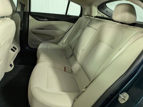 Used 2018 Buick Regal Preferred w/ Driver Confidence Package #1 image 25