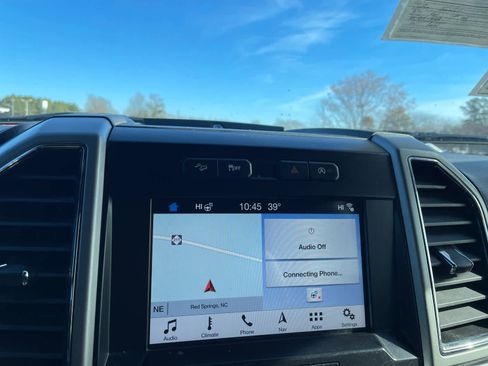 Used 2018 Ford F150 Lariat w/ Equipment Group 502A Luxury image 24