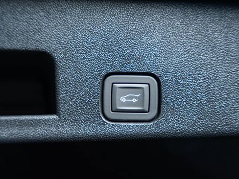 New 2026 Chevrolet Traverse LT w/ Sun and Wheel Package image 10