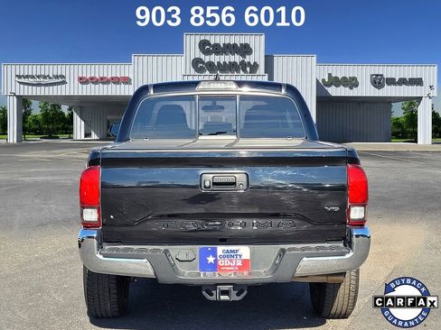 Used 2017 Toyota Tacoma SR5 image 5