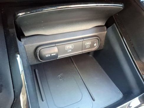 Used 2025 Kia Telluride S AWD/4WD image 27