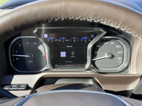 Used 2022 GMC Sierra 1500 Denali w/ Denali Reserve Package image 16