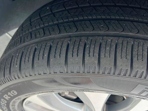 Used 2020 Mercedes-Benz GLE 350 4MATIC image 41