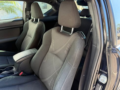 Used 2013 Scion tC image 21