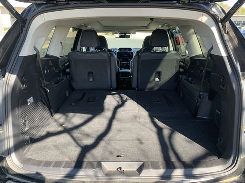 Used 2022 Subaru Ascent Touring image 34