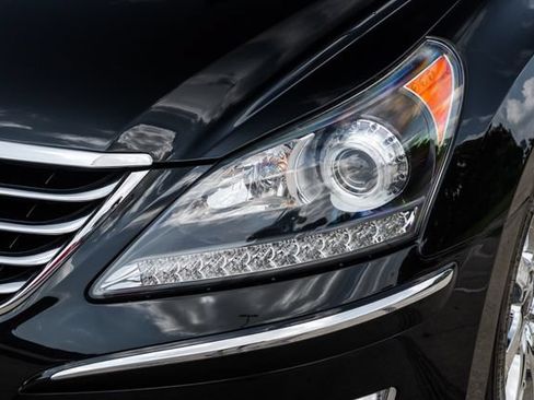 Used 2012 Hyundai Equus Signature RWD image 43