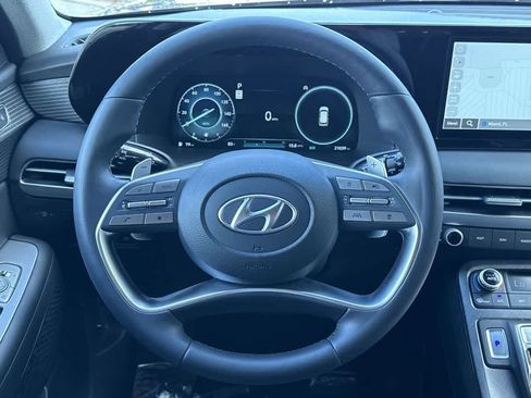Used 2023 Hyundai Palisade Limited FWD image 15