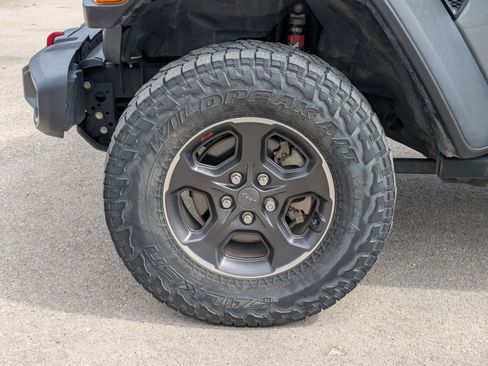 Used 2021 Jeep Gladiator Rubicon AWD/4WD image 29