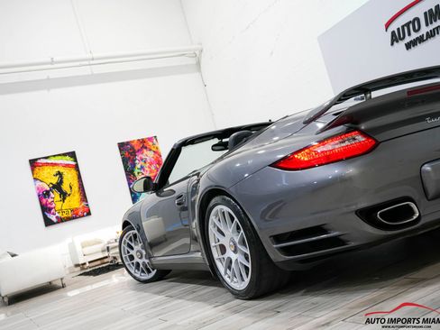 Used 2010 Porsche 911 Turbo image 87