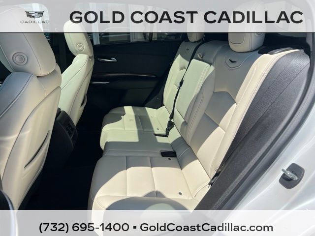 Used 2019 Cadillac XT4 Sport w/ Cold Weather Package FWD image 15