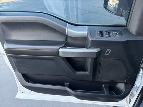Used 2017 Ford F150 XLT w/ Equipment Group 302A Luxury AWD/4WD image 13