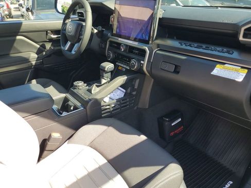 New 2025 Toyota Tacoma TRD Off-Road image 33