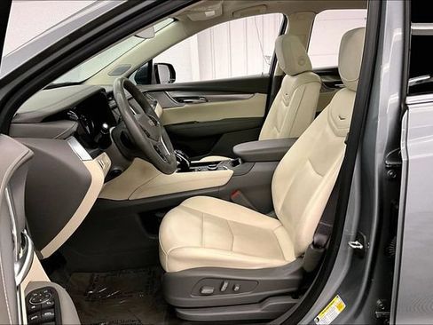Used 2024 Cadillac XT5 Premium Luxury FWD image 24