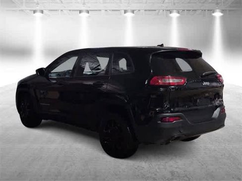 Used 2018 Jeep Cherokee Sport w/ Cold Weather Group image 6