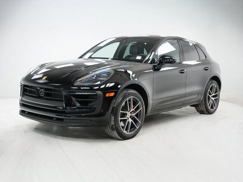 Used 2024 Porsche Macan S image 1