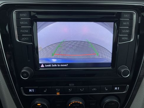 Used 2016 Volkswagen Passat 1.8T SE w/ Lighting Package (P06) image 19