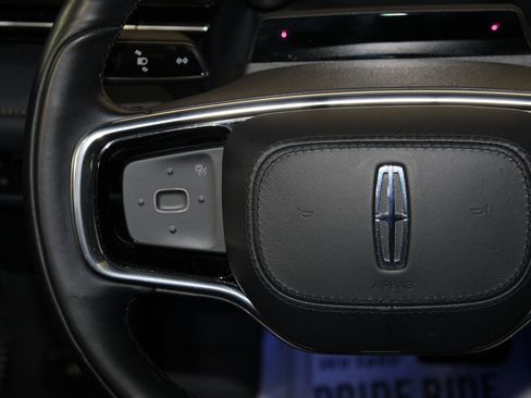 Used 2024 Lincoln Nautilus Reserve w/ Equipment Group 203A image 17