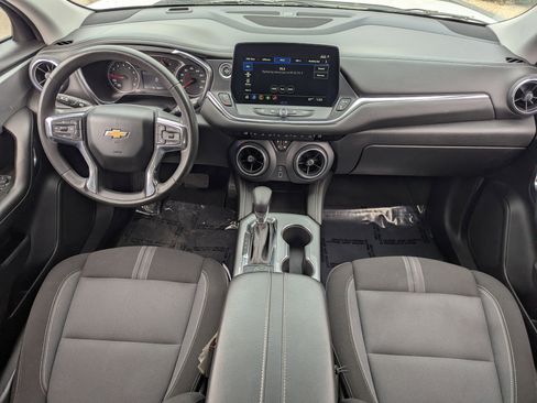 Used 2023 Chevrolet Blazer LT image 13