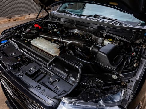 Used 2024 Ford F150 Platinum w/ Equipment Group 702A High image 38