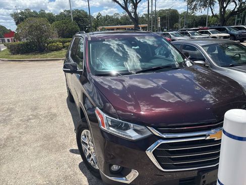 Used 2021 Chevrolet Traverse LT AWD/4WD image 1