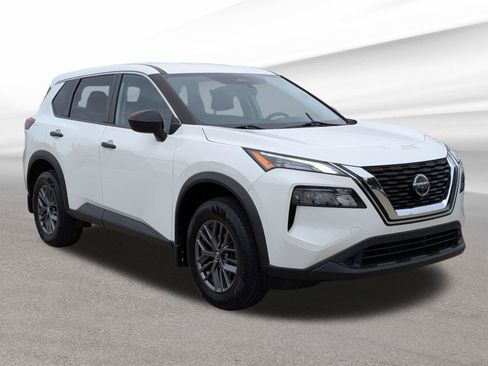 Certified 2021 Nissan Rogue S AWD/4WD image 4