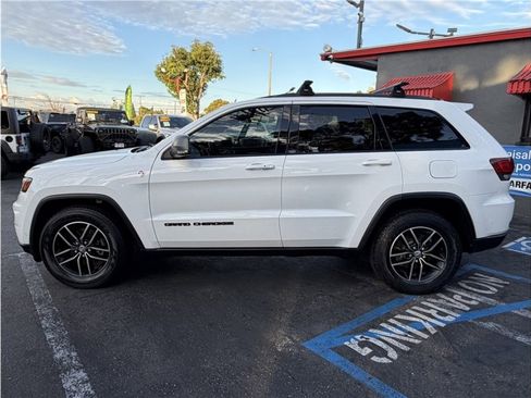 Used 2017 Jeep Grand Cherokee Trailhawk w/ Trailhawk Luxury Group image 55