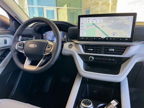 New 2026 Ford Explorer Active w/ Active Comfort Package image 39