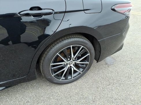 Certified 2023 Toyota Camry SE image 5