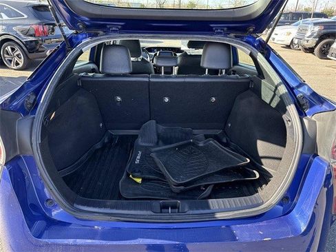 Used 2018 Toyota Prius Three image 12