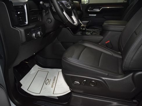 Used 2025 GMC Sierra 1500 Denali w/ Denali Reserve Package AWD/4WD image 42