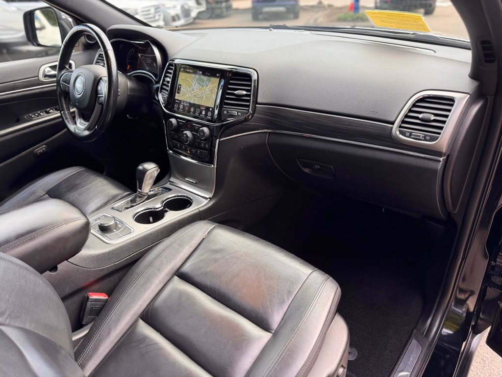 Used 2021 Jeep Grand Cherokee Limited AWD/4WD image 27