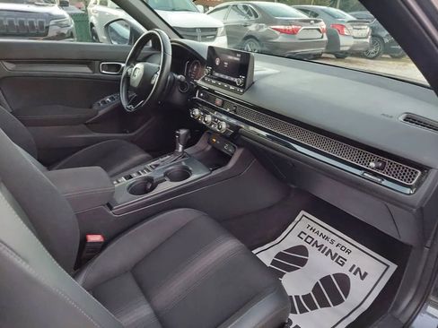 Used 2022 Honda Civic Sport image 16