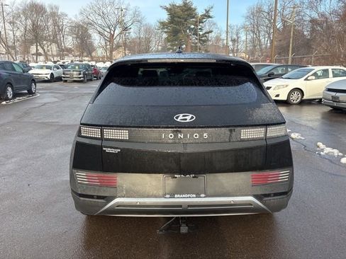 Used 2022 Hyundai Ioniq 5 SE image 5