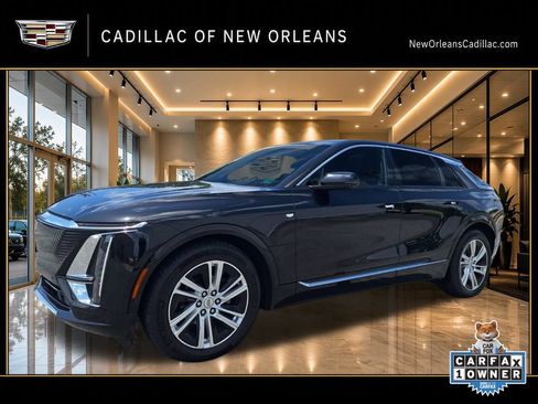 Certified 2024 Cadillac Lyriq Tech w/ Driver Assist Package AWD/4WD image 8