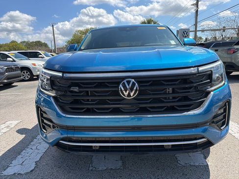 Certified 2024 Volkswagen Atlas Cross Sport SEL R-Line image 15