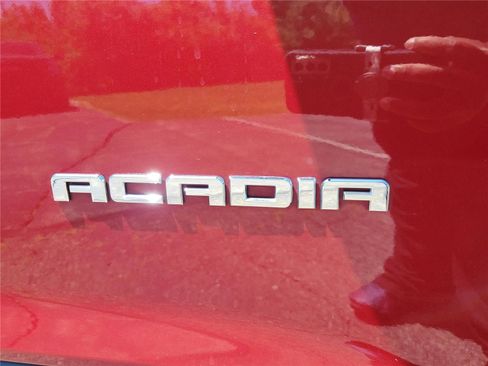 Used 2019 GMC Acadia SLT AWD/4WD image 7