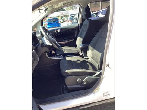 Used 2018 Ford EcoSport SE FWD image 9
