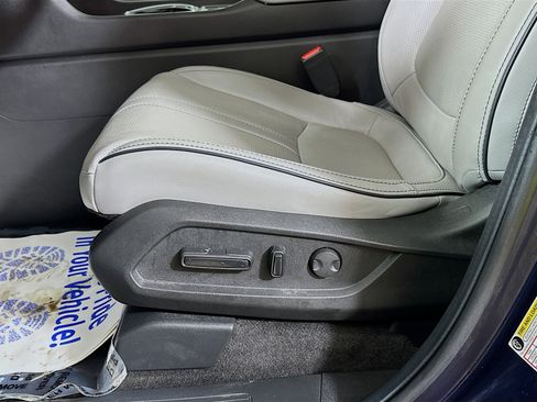 Certified 2025 Honda Pilot Elite image 20