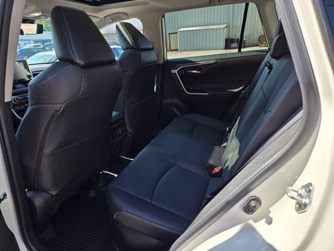 Used 2022 Toyota RAV4 XLE Premium AWD/4WD image 13