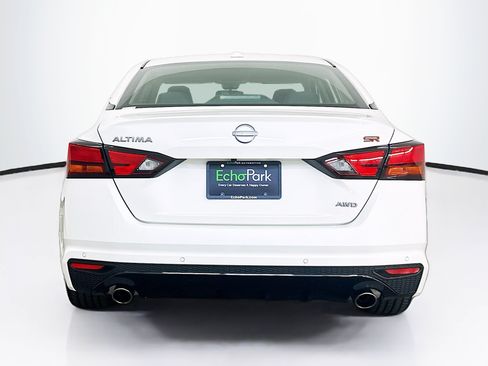 Used 2024 Nissan Altima 2.5 SR AWD/4WD image 7